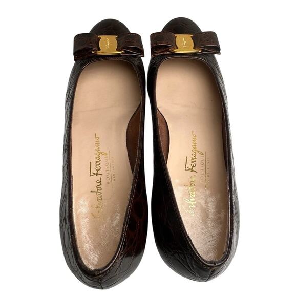Vtg 90’s Salvatore Ferragamo Brown Calf Croc Leather Gold Bow Vara Shoes Sz 8 B - Picture 11 of 16